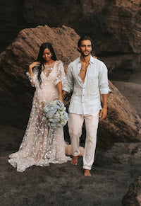 How to Dress for a Boho Wedding
