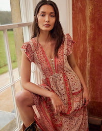 What Makes a Boho Boutique Unique?