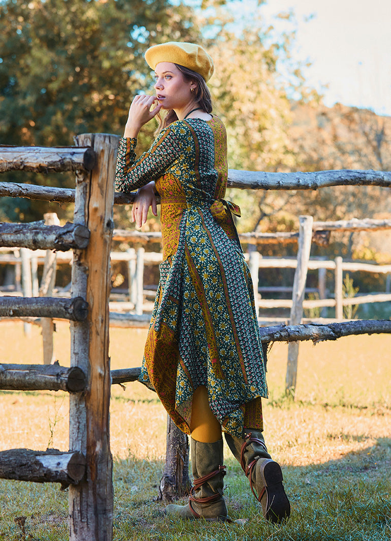 V Neck Belt Detailed Green Floral Dress with Pockets 4741