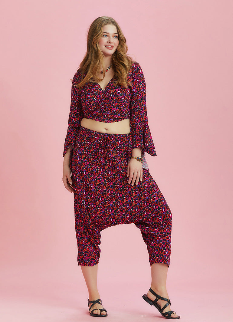 Print Elastic Waist Plus Size Capri Pants
