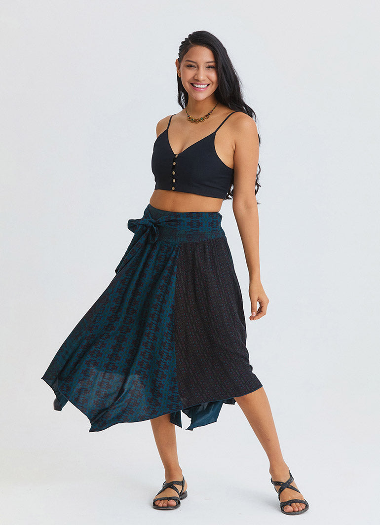 Black Crop Top with Thin Straps and Button Detail 4916