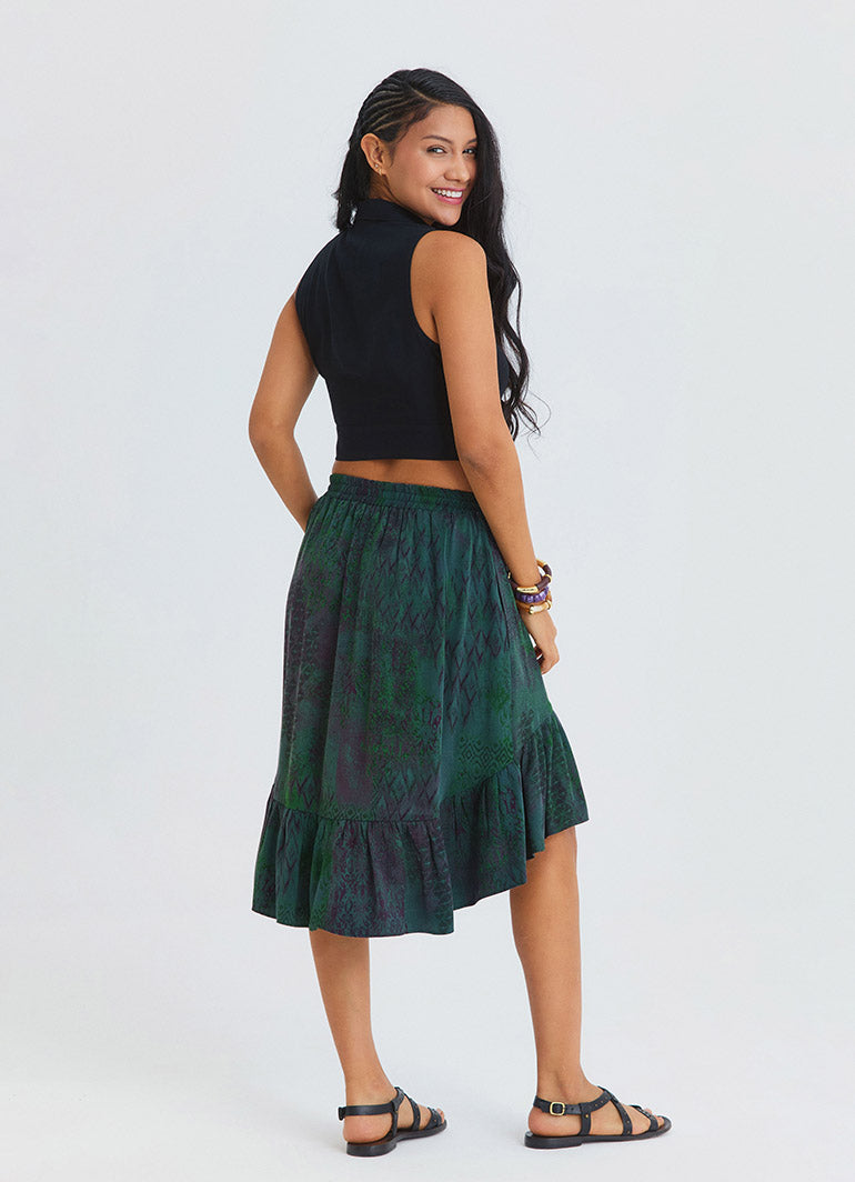 Black Crop Top with Shirt Collar and Button Details 4934