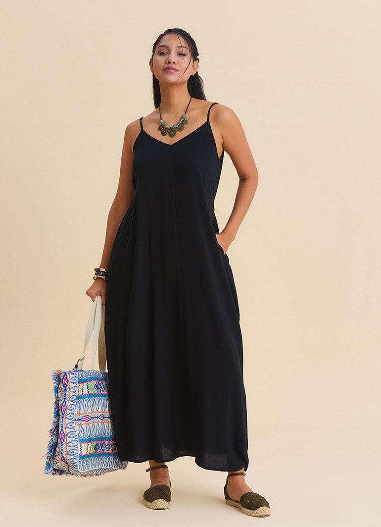 Wide Collar, Thin Straps Black Long Dress 4811