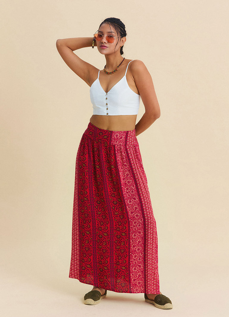 White Crop Top with Spaghetti Straps and Button Details 4918
