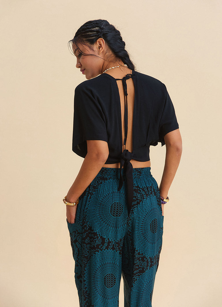 Crew Neck Backless Flowy Black Summer Blouse 4882