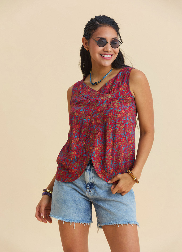 Button Detailed Asymmetrical Cut Red Floral Blouse 4888