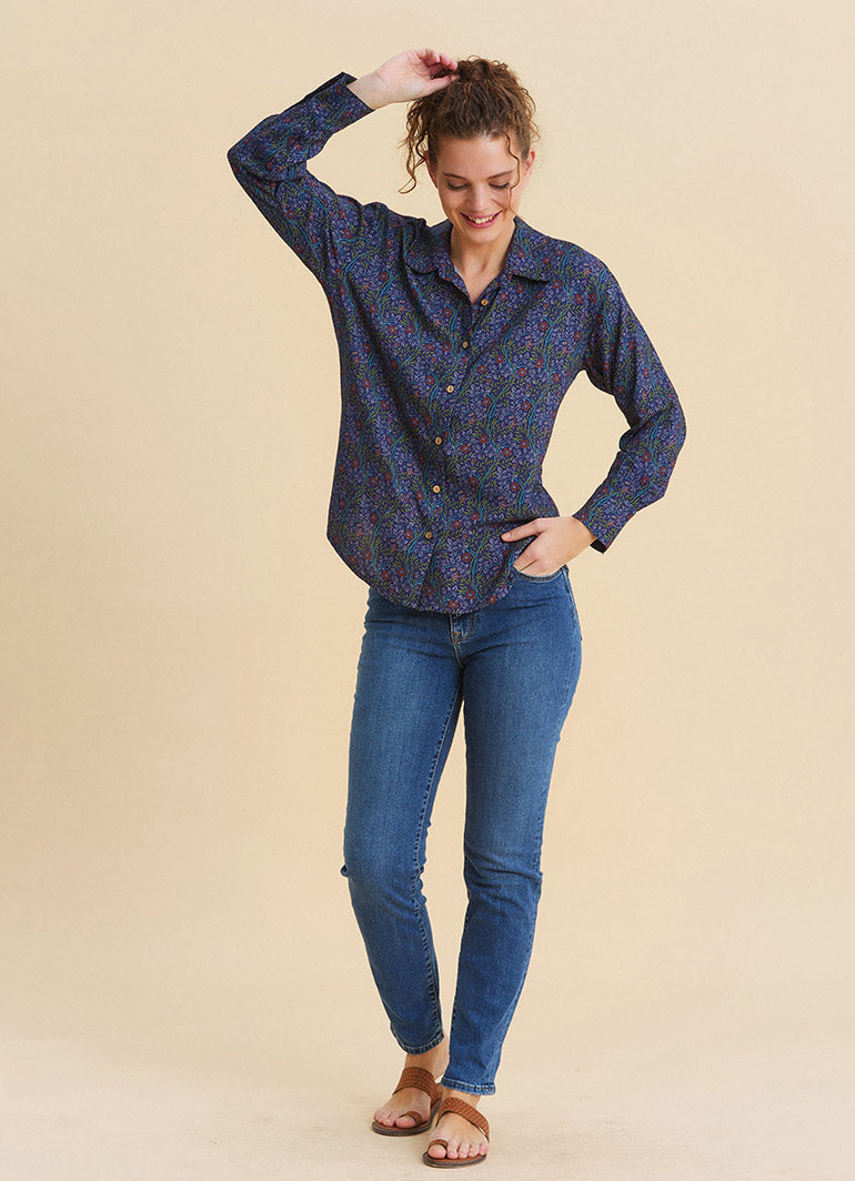 Neck Buttoned Navy Floral Blouse 4931