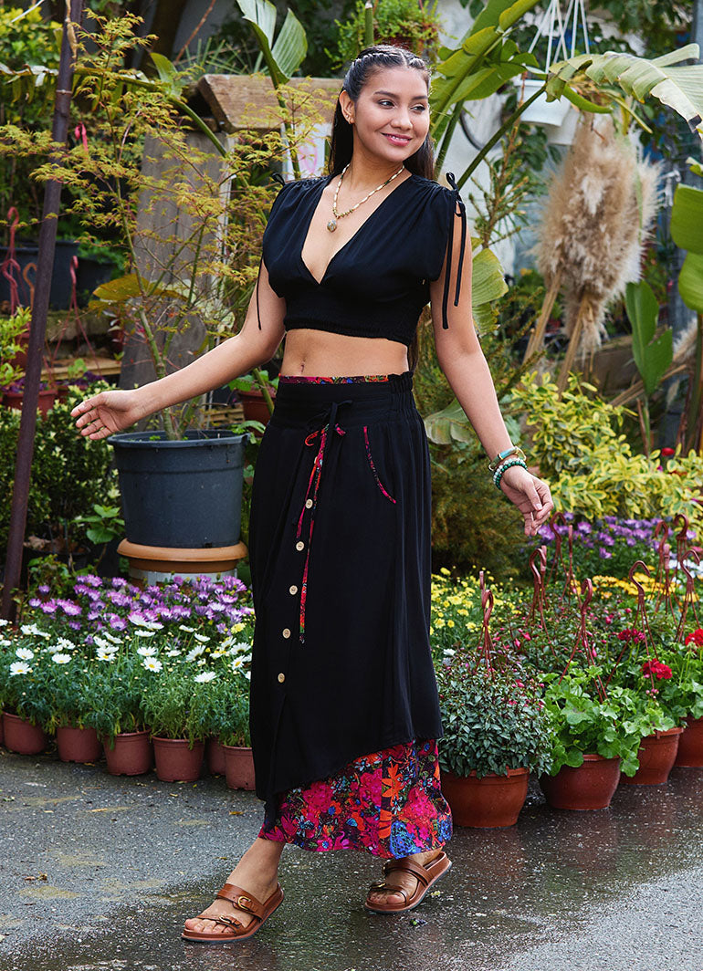 Double Layered Black Floral Skirt with Pockets and Button Details 5029