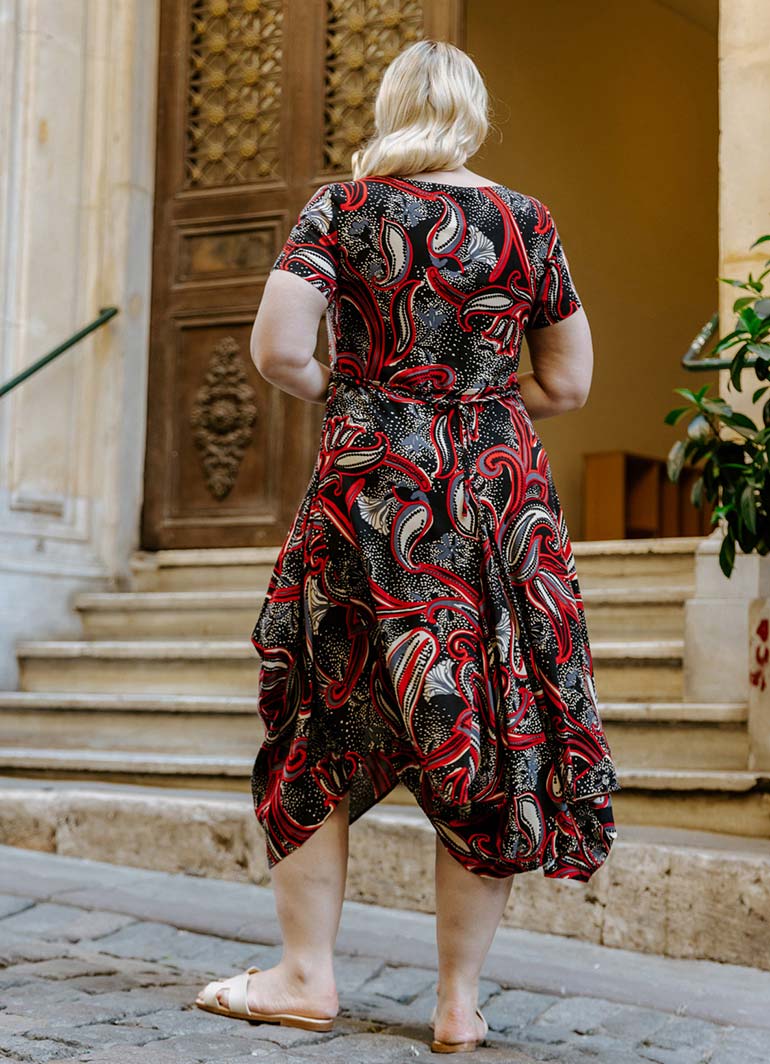 Black Print Big Pockets Half Sleeve Plus Size Dress