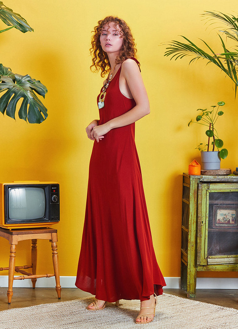 Halter Neckline Strappy Maxi Tile Sundress