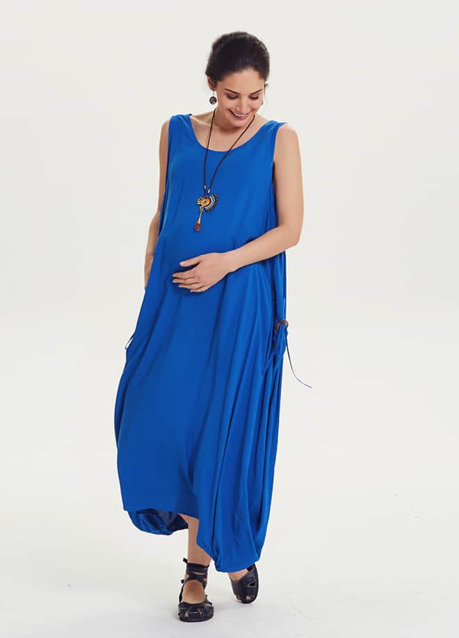 Oversize Buttoned Pockets Scoop Neck Loose Fit Maternity Dress