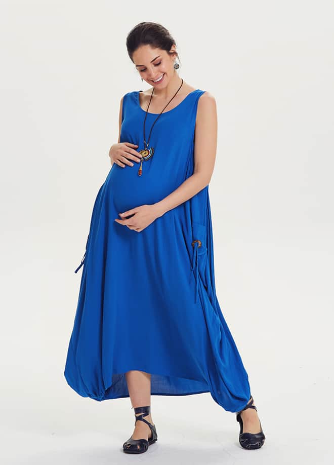 Oversize Buttoned Pockets Scoop Neck Loose Fit Maternity Dress