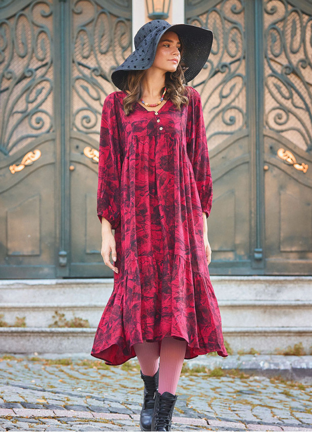 Long Puff Sleeve Red Long Tiered Dress