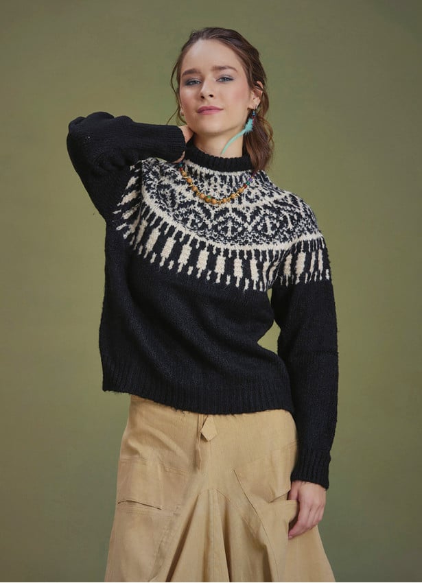 Retro Black Zigzag Patterned Sweater