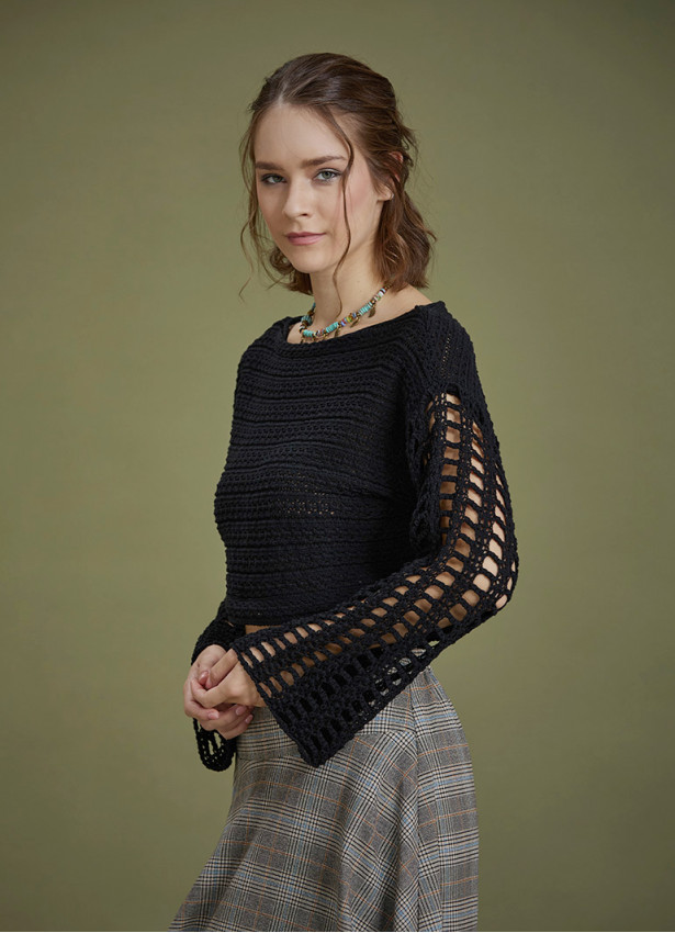 Open Crop Knitted Black Sweater