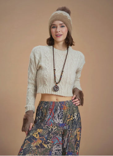 Round Neck Beige Cable Knit Crop Sweater