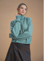 Bohemian Style Green Turtleneck Women's Sweater