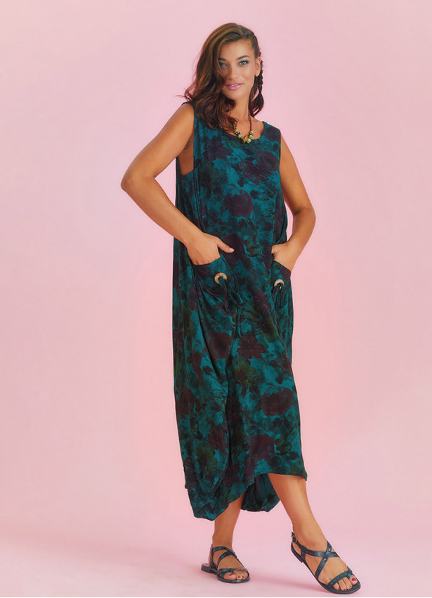 Batic Patterned Scoop Neck Loose Fit Side Pockets Maxi Dress