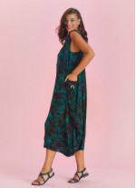 Batic Patterned Scoop Neck Loose Fit Side Pockets Maxi Dress