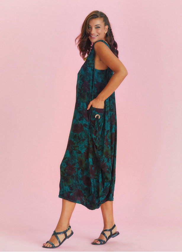 Batic Patterned Scoop Neck Loose Fit Side Pockets Maxi Dress