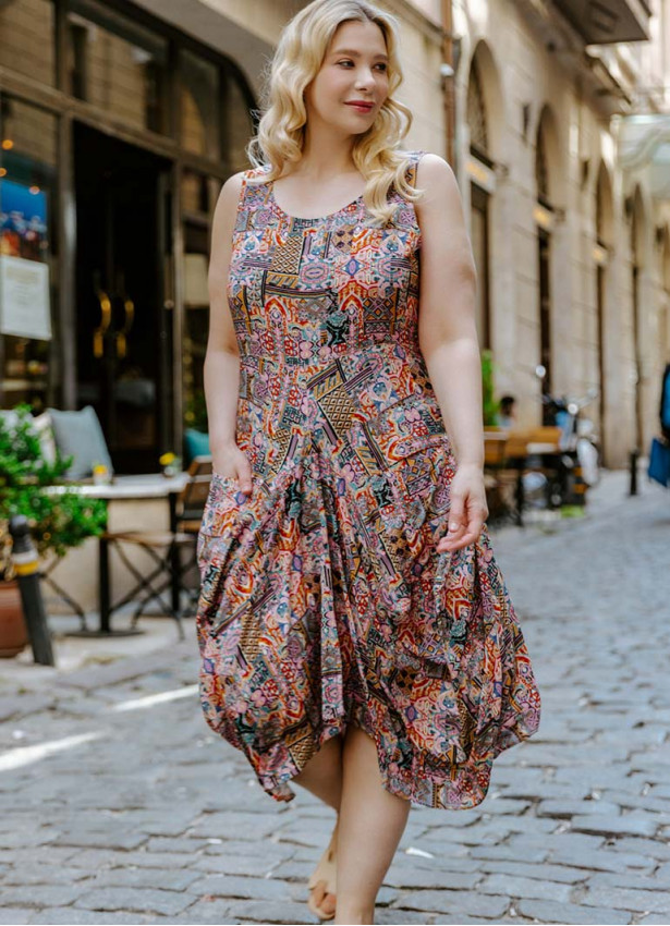 Etnic Print V Neckline Bohemian Style Plus Size Dress